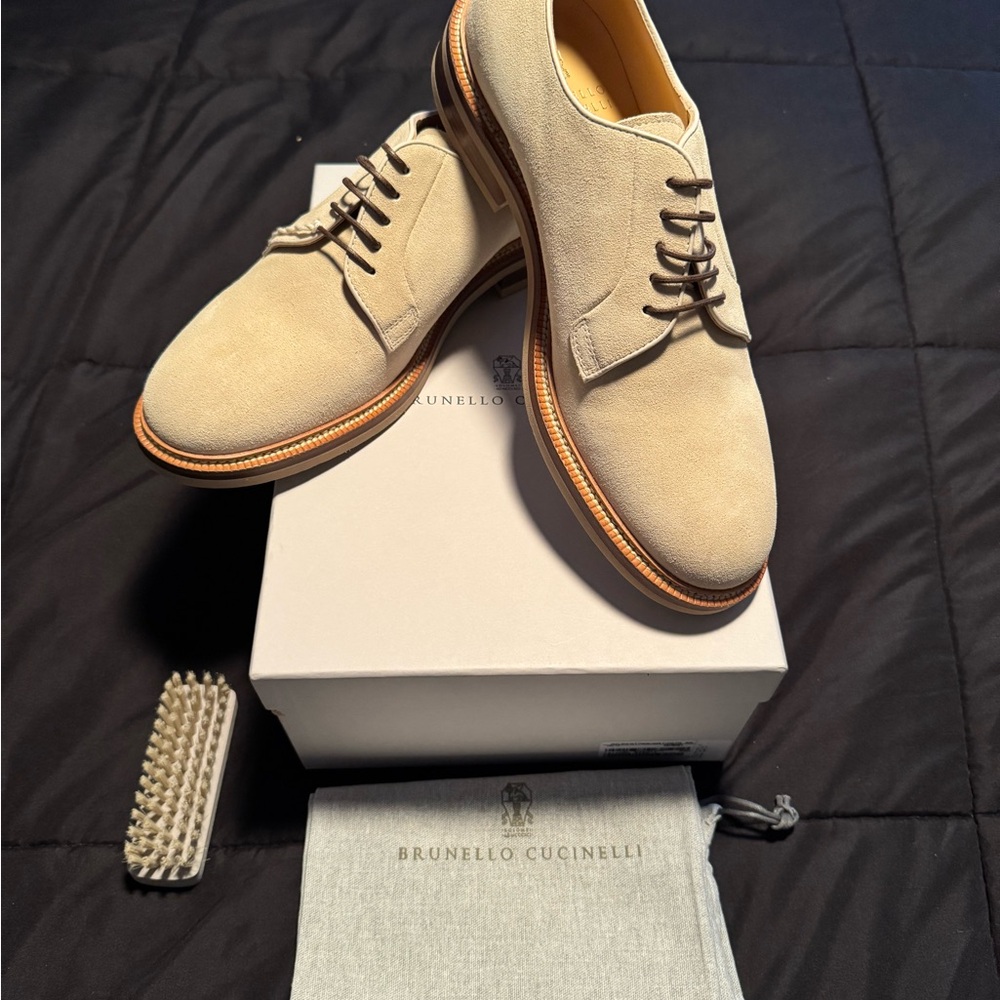 Brunello Cucinelli Men's Cream Suede Oxfords
